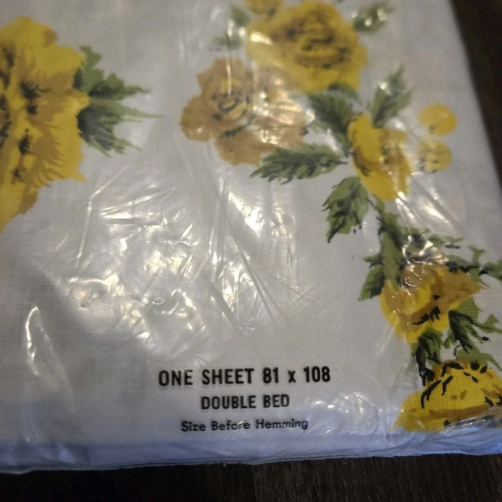 Vtg Stevens Mohawk Yellow Floral Double Flat Sheet & 2 Pillowcases Cottagecore